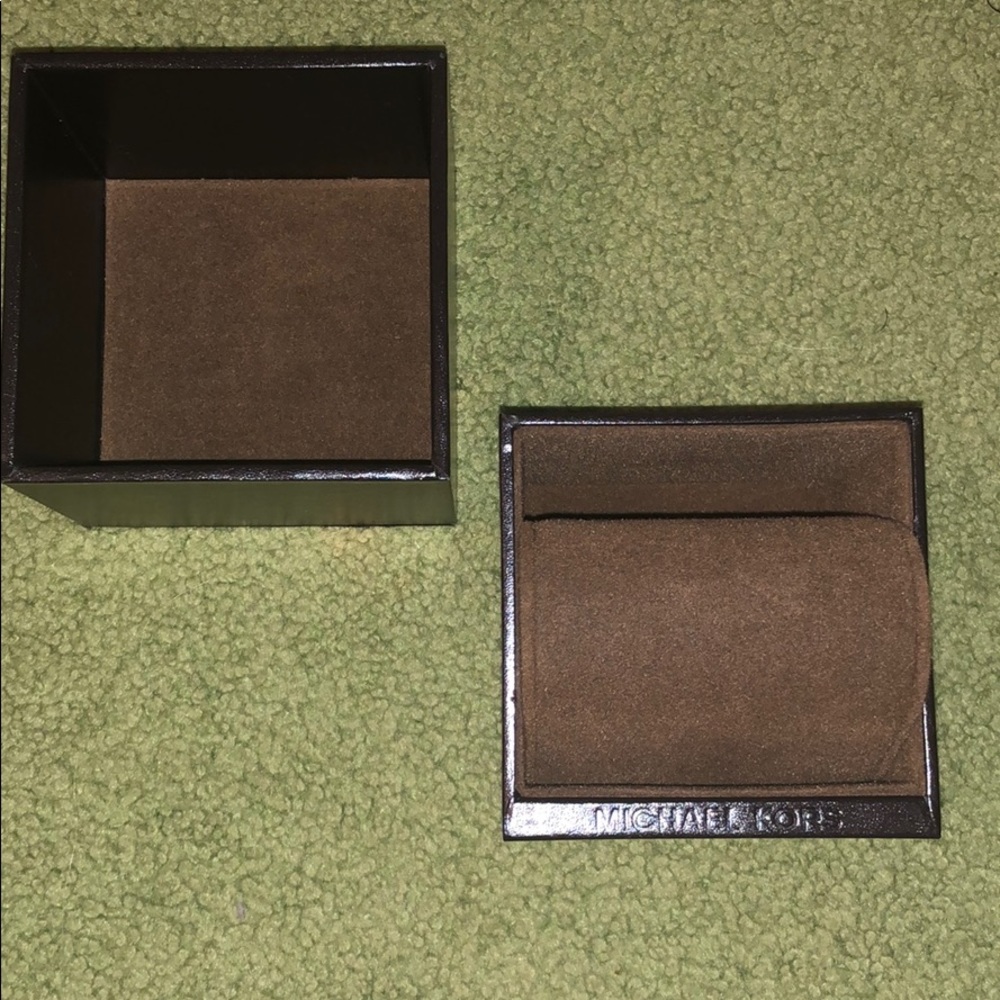 Michael Kors watch box